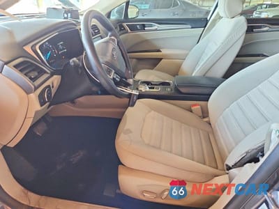 Zdjęcie 7 z 12 samochodu: 2020 FORD FUSION VIN:3FA6P0HD2LR189774 - miniatura