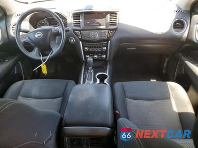 Zdjęcie 8 z 13 samochodu: 2017 NISSAN PATHFINDER SV VIN:5N1DR2MM0HC648489 - miniatura