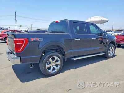 Trzecie zdjęcie samochodu z tyłu: 2023 FORD F150 SUPERCREW VIN:1FTFW1E89PKD68074 - miniatura