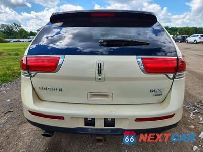 Zdjęcie 6 z 12 samochodu: 2014 LINCOLN MKX VIN:2LMDJ8JK5EBL10129 - miniatura
