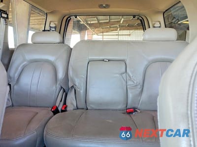 Zdjęcie 10 z 13 samochodu: 2000 FORD EXPEDITION EDDIE BAUER VIN:1FMFU18L7YLB54682 - miniatura