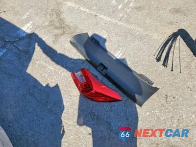 Zdjęcie 12 z 13 samochodu: 2022 HONDA ACCORD SPORT VIN:1HGCV2F37NA020602 - miniatura