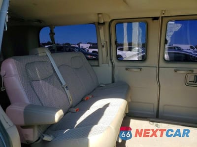 Zdjęcie 11 z 13 samochodu: 2004 GMC SAVANA G1500 VIN:1GKFG15T041140679 - miniatura