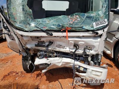 Zdjęcie 12 z 13 samochodu: 2020 ISUZU NPR BOX TRUCK VIN:54DB4W1B1LS801170 - miniatura