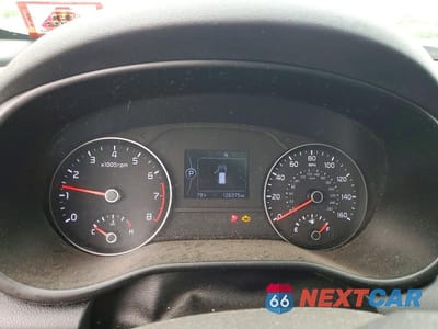 Zdjęcie 9 z 13 samochodu: 2019 KIA SPORTAGE EX VIN:KNDPNCAC0K7549556 - miniatura