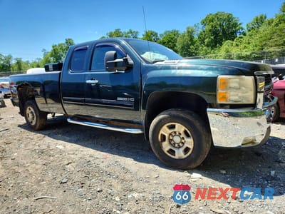Czwarte zdjęcie samochodu z boku: 2010 CHEVROLET SILVERADO K2500 HEAVY DUTY LT VIN:1GC5KXBG0AZ173565 - miniatura