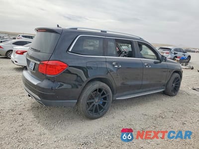 Trzecie zdjęcie samochodu z tyłu: 2013 MERCEDES-BENZ GL 450 4MATIC VIN:4JGDF7CE0DA251791 - miniatura