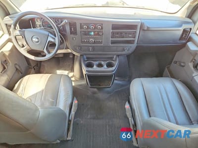 Zdjęcie 8 z 13 samochodu: 2008 CHEVROLET EXPRESS G2500 VIN:1GCGG25C181190065 - miniatura