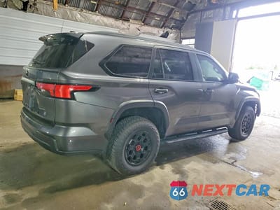 Trzecie zdjęcie samochodu z tyłu: 2024 TOYOTA SEQUOIA TRD PRO VIN:7SVAAABA7RX046755 - miniatura