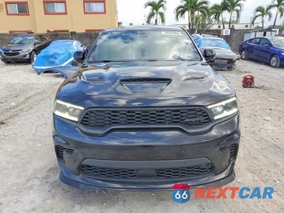 Piąte zdjęcie samochodu w środku: 2020 DODGE DURANGO SRT VIN:1C4SDJGJ8LC296275 - miniatura