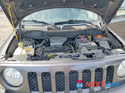 Zdjęcie 12 z 13 samochodu: 2016 JEEP PATRIOT LATITUDE VIN:1C4NJPFA2GD599577 - miniatura
