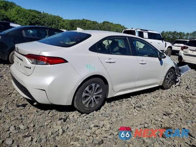 Trzecie zdjęcie samochodu z tyłu: 2022 TOYOTA COROLLA LE VIN:JTDEAMDE9N3008250 - miniatura