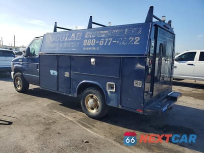 Drugie zdjęcie samochodu z przodu: 2013 FORD ECONOLINE E350 SUPER DUTY CUTAWAY VAN VIN:1FDWE3FL3DDA50416 - miniatura