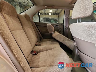 Zdjęcie 10 z 12 samochodu: 2000 HONDA CIVIC EX VIN:1HGEJ8649YL042030 - miniatura