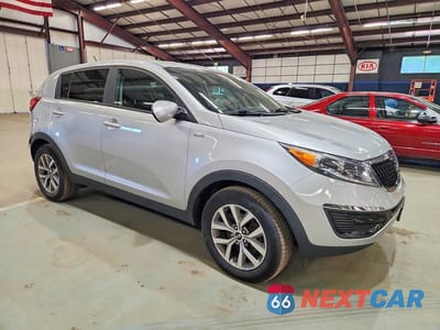 Czwarte zdjęcie samochodu z boku: 2016 KIA SPORTAGE LX VIN:KNDPBCAC0G7873364 - miniatura
