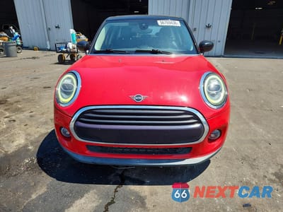 Piąte zdjęcie samochodu w środku: 2021 MINI COOPER VIN:WMWXU7C00M2N01548 - miniatura