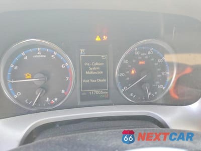 Zdjęcie 9 z 13 samochodu: 2017 TOYOTA RAV4 LIMITED VIN:2T3DFREV3HW634709 - miniatura