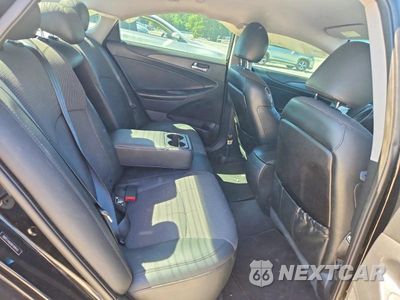 Zdjęcie 10 z 12 samochodu: 2011 HYUNDAI SONATA SE VIN:5NPEC4AC4BH189545 - miniatura