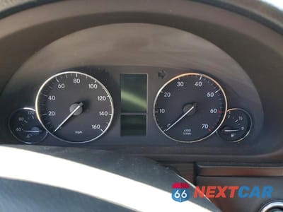 Zdjęcie 9 z 12 samochodu: 2005 MERCEDES-BENZ C 230K SPORT SEDAN VIN:WDBRF40J65F619324 - miniatura
