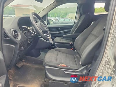 Zdjęcie 7 z 13 samochodu: 2016 MERCEDES-BENZ METRIS DELIVERY VAN VIN:WD3PG2EA8G3189779 - miniatura
