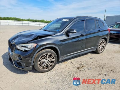 2017 BMW X1 XDRIVE28I WBXHT3Z30H4A52098 - główne zdjęcie licytacji z USA - miniatura
