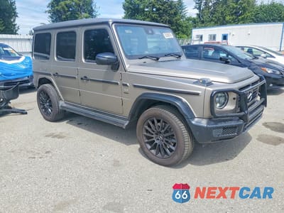 Czwarte zdjęcie samochodu z boku: 2020 MERCEDES-BENZ G 550 VIN:W1NYC6BJ9LX341484 - miniatura
