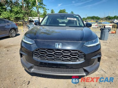 Piąte zdjęcie samochodu w środku: 2025 HONDA HR-V LX VIN:3CZRZ1H39SM750556 - miniatura