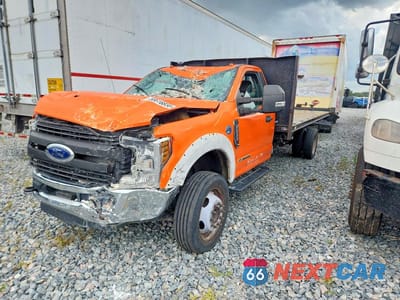2019 FORD F550 SUPER DUTY 1FDUF5GT3KEE80663 - główne zdjęcie licytacji z USA - miniatura