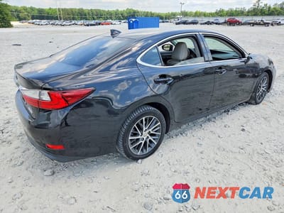 Trzecie zdjęcie samochodu z tyłu: 2016 LEXUS ES 350 VIN:58ABK1GGXGU031534 - miniatura