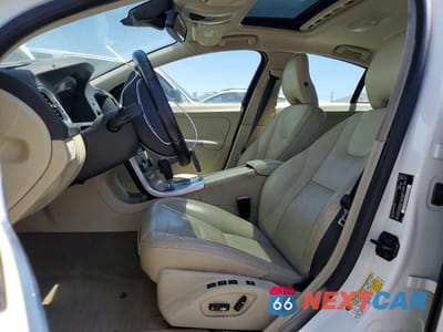 Zdjęcie 7 z 12 samochodu: 2011 VOLVO S60 T6 VIN:YV1902FH5B2006538 - miniatura
