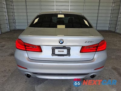 Zdjęcie 6 z 12 samochodu: 2017 BMW 530 I VIN:WBAJA5C37HG896138 - miniatura