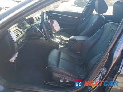 Zdjęcie 7 z 12 samochodu: 2018 BMW 330 XI VIN:WBA8D9C53JEB35190 - miniatura
