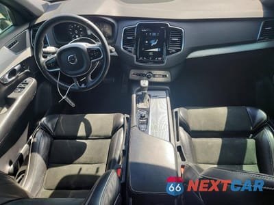 Zdjęcie 8 z 13 samochodu: 2017 VOLVO XC90 T6 VIN:YV4A22PM5H1136808 - miniatura