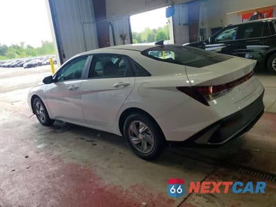 Drugie zdjęcie samochodu z przodu: 2026 HYUNDAI ELANTRA SE VIN:KMHLL4DG8TU216092 - miniatura