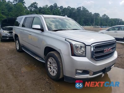 Czwarte zdjęcie samochodu z boku: 2019 GMC YUKON XL K1500 SLT VIN:1GKS2GKC5KR252980 - miniatura