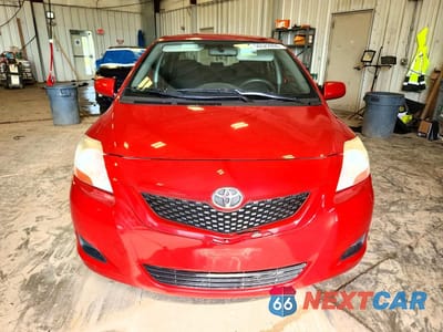 Piąte zdjęcie samochodu w środku: 2009 TOYOTA YARIS BASE VIN:JTDBT903X94045371 - miniatura