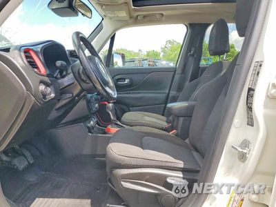 Zdjęcie 7 z 12 samochodu: 2018 JEEP RENEGADE TRAILHAWK VIN:ZACCJBCB5JPH69687 - miniatura