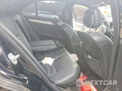 Zdjęcie 10 z 12 samochodu: 2008 MERCEDES-BENZ C 300 VIN:WDDGF54X78R028053 - miniatura