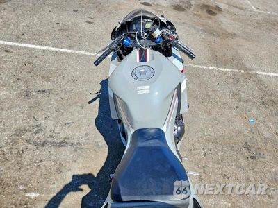 Zdjęcie 6 z 9 samochodu: 2026 HONDA CBR600 RR VIN:JH2PC40H4TK300370 - miniatura