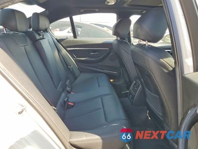 Zdjęcie 10 z 12 samochodu: 2017 BMW 330E VIN:WBA8E1C59HK480005 - miniatura