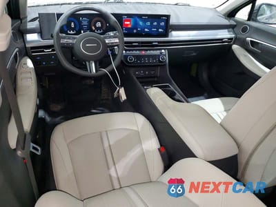 Zdjęcie 8 z 13 samochodu: 2024 HYUNDAI SONATA SEL VIN:KMHL64JA2RA373571 - miniatura