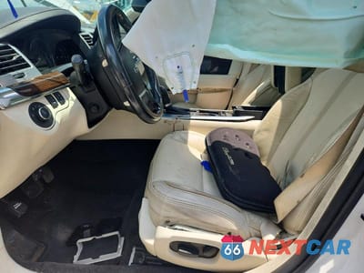 Zdjęcie 7 z 12 samochodu: 2011 LINCOLN MKS VIN:1LNHL9DR4BG611646 - miniatura