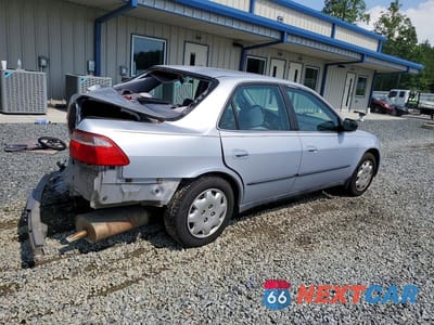 Trzecie zdjęcie samochodu z tyłu: 1998 HONDA ACCORD LX VIN:1HGCG5644WA023334 - miniatura