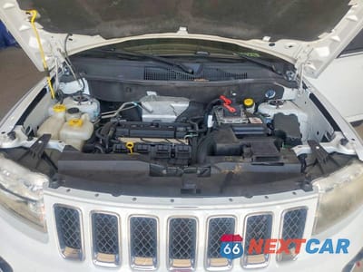 Zdjęcie 12 z 13 samochodu: 2017 JEEP COMPASS SPORT VIN:1C4NJCBA8HD136617 - miniatura