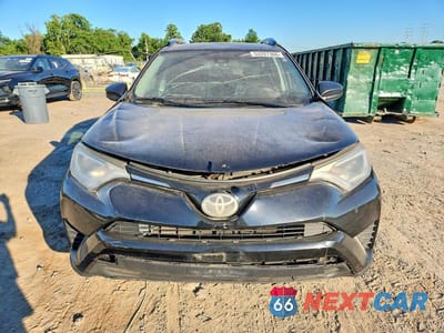 Piąte zdjęcie samochodu w środku: 2017 TOYOTA RAV4 LE VIN:2T3ZFREV7HW404905 - miniatura
