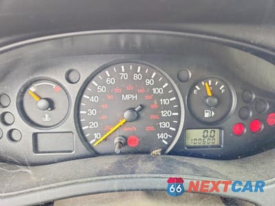 Zdjęcie 9 z 12 samochodu: 2003 FORD FOCUS SE COMFORT VIN:1FAFP34363W113907 - miniatura
