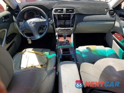 Zdjęcie 8 z 12 samochodu: 2006 LEXUS IS 250 VIN:JTHBK262362012789 - miniatura