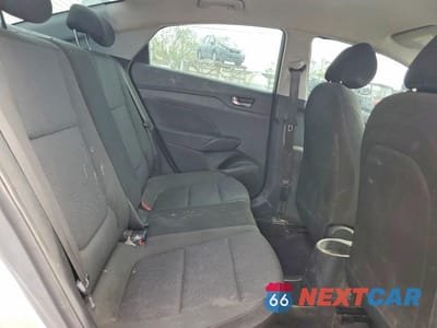 Zdjęcie 10 z 12 samochodu: 2021 HYUNDAI ACCENT SE VIN:3KPC24A64ME141457 - miniatura