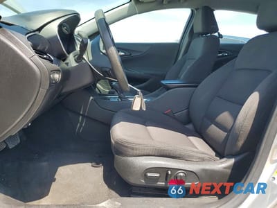 Zdjęcie 7 z 12 samochodu: 2020 CHEVROLET MALIBU LT VIN:1G1ZD5ST7LF040957 - miniatura