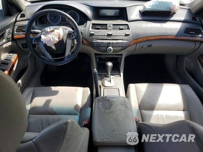 Zdjęcie 8 z 13 samochodu: 2011 HONDA ACCORD EXL VIN:1HGCP3F88BA024150 - miniatura